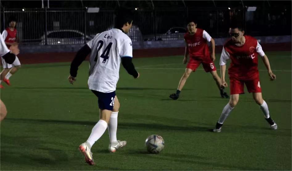 国际学校际春季足球联赛 | 上实剑桥3 : 1平和双语 - 第2张 - Alevel网 国际学校际春季足球联赛 | 上实剑桥3 : 1平和双语 - 第2张