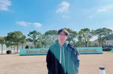 枫华学子杨慕子渲：逆袭！曾经平凡的他拿下帝国理工、UCL两大世界Top10名校offer！